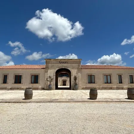 Country house Locanda Gulfi